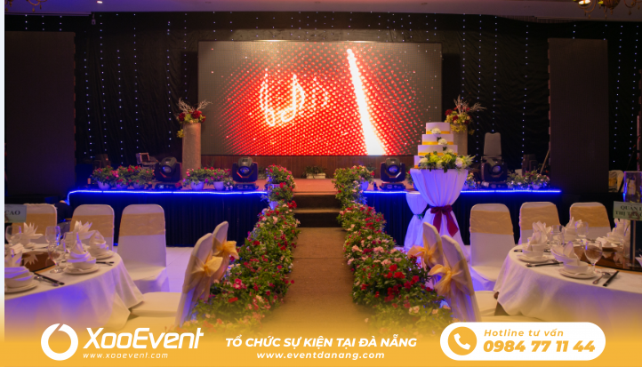 tổ chức year end party