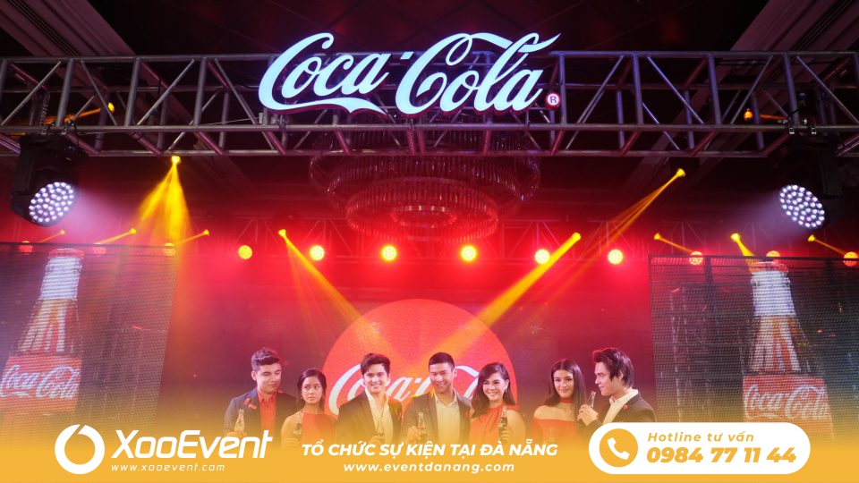 chủ đề year end party